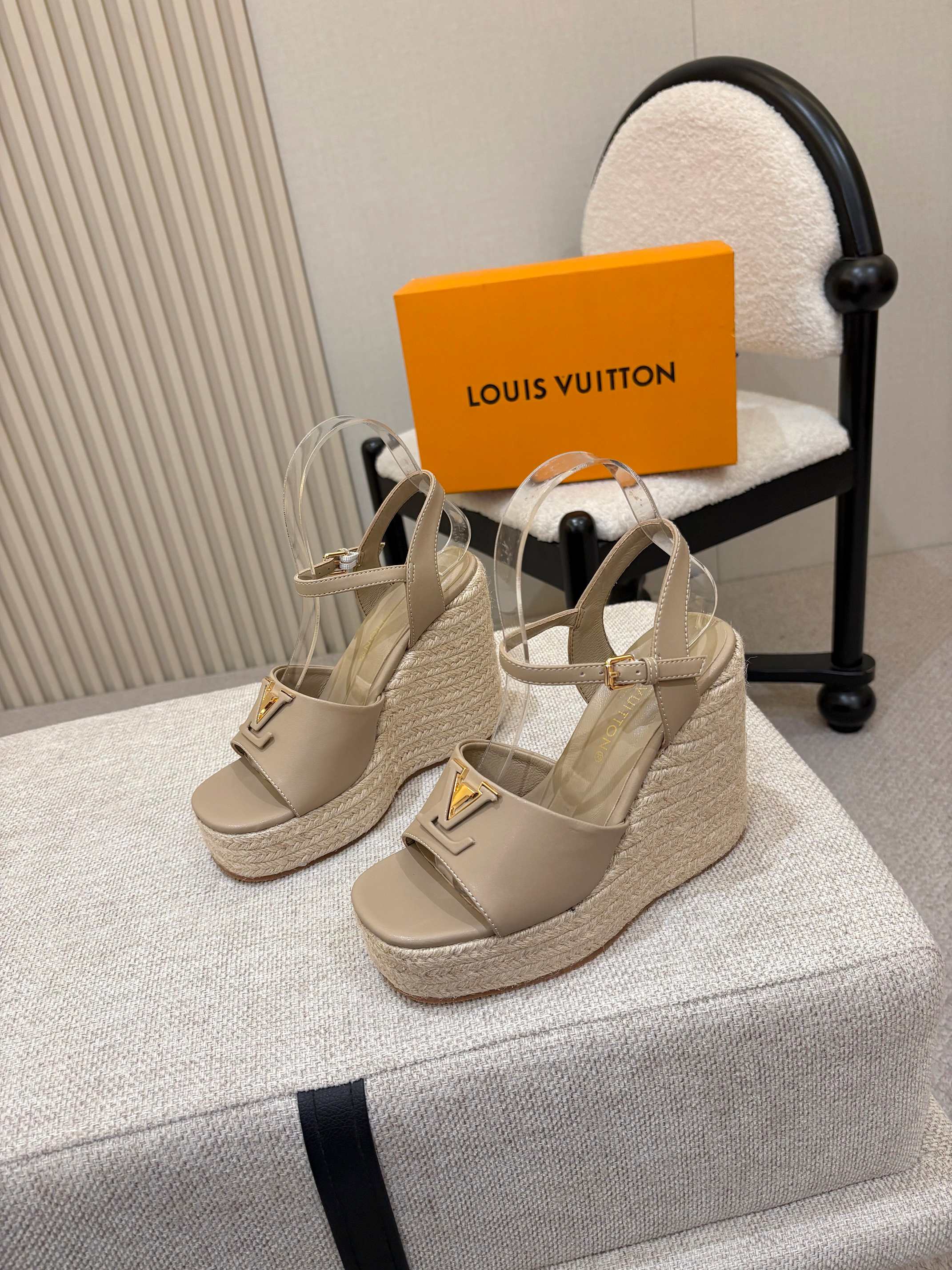 LV Mare Wedge Espadrille 11cm Khaki Grain Cowhide 847124
