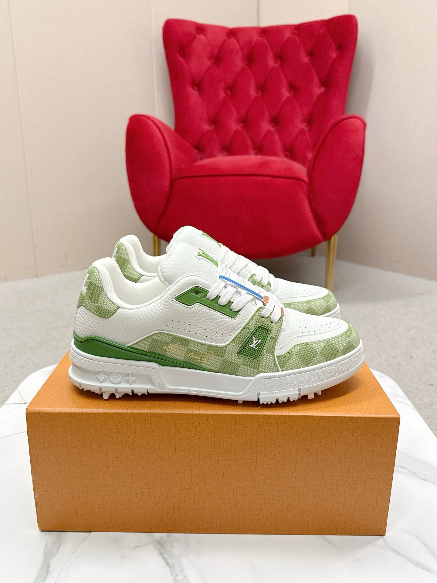 LVxTyler Trainer Green White Cowhide 859361