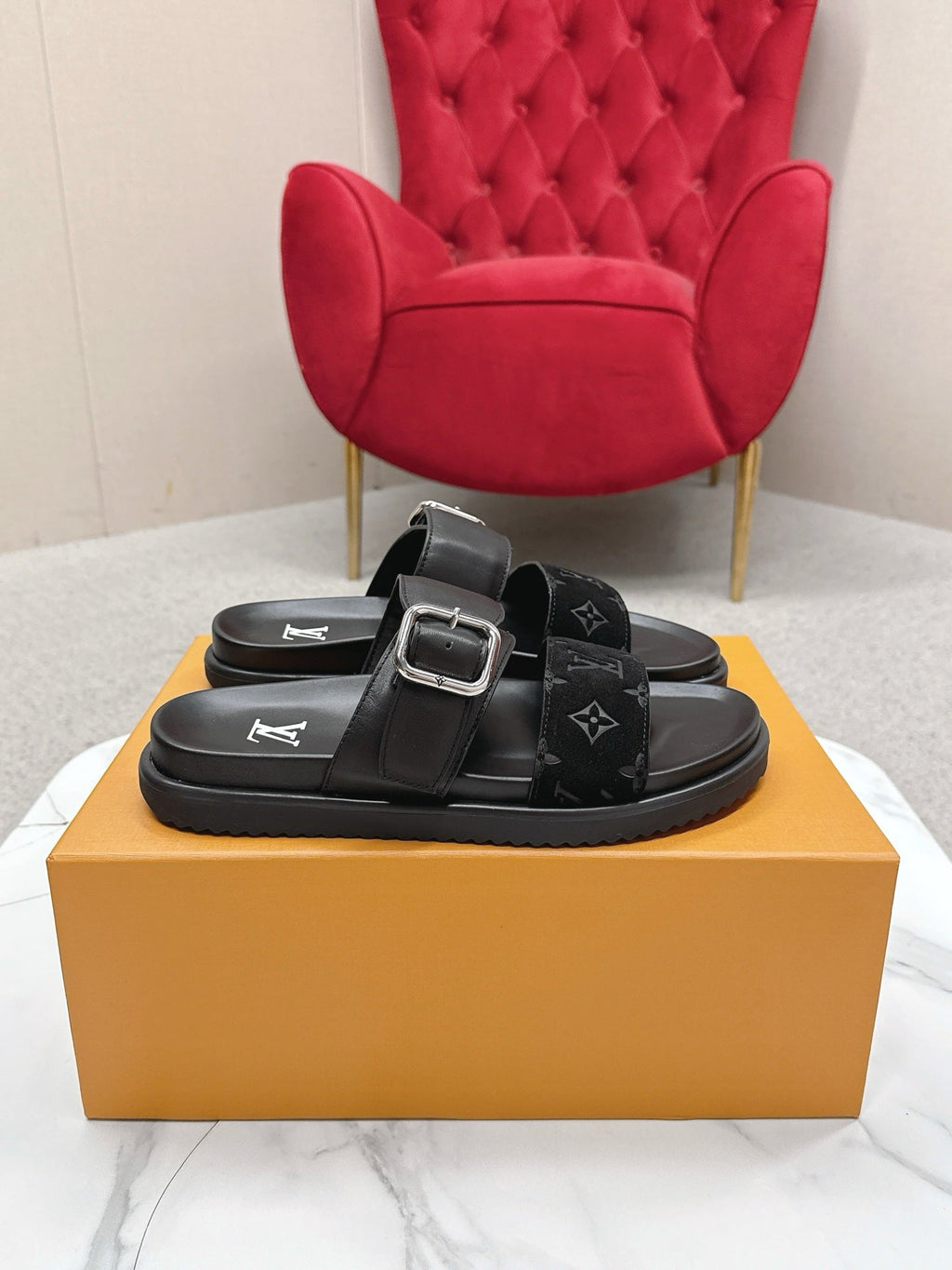 LV Venice Mule Black Sliver Suede 859349