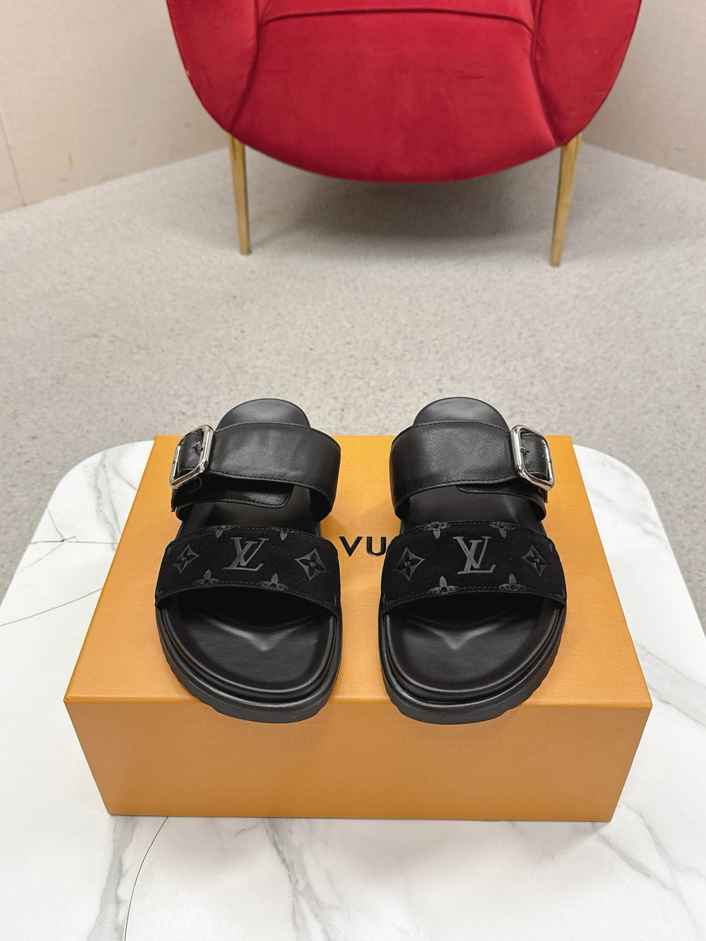 LV Venice Mule Black Sliver Suede 859349