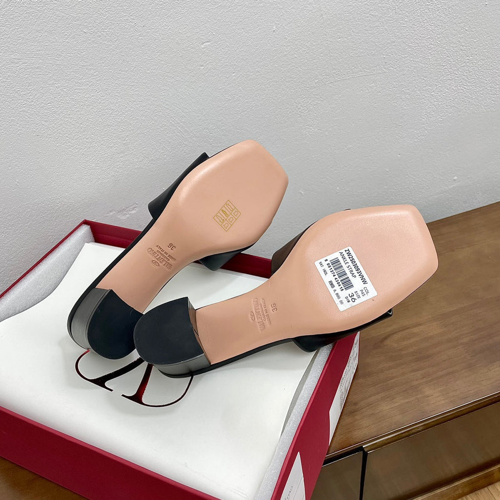 Vlogo Cut-Out 60 Sandal Black Calfskin