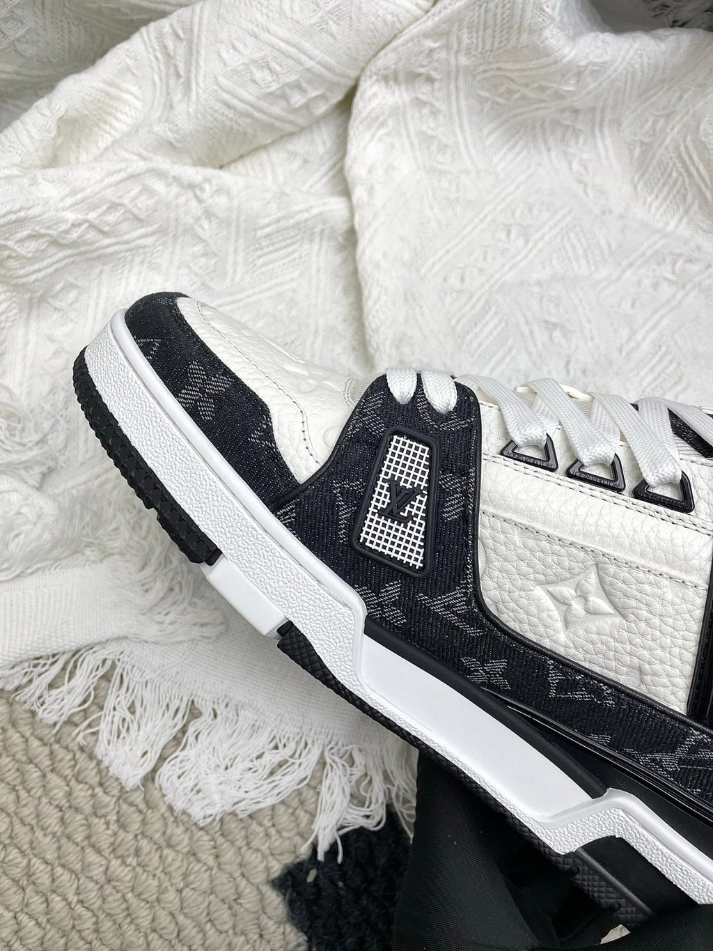 LV Trainer Sneaker White Black Denim Cowhide 611155