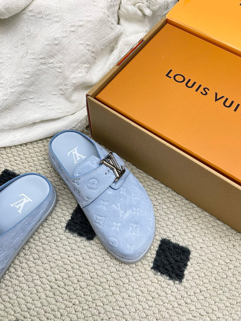 LV Easy Mules Stale Blue Suede 845270