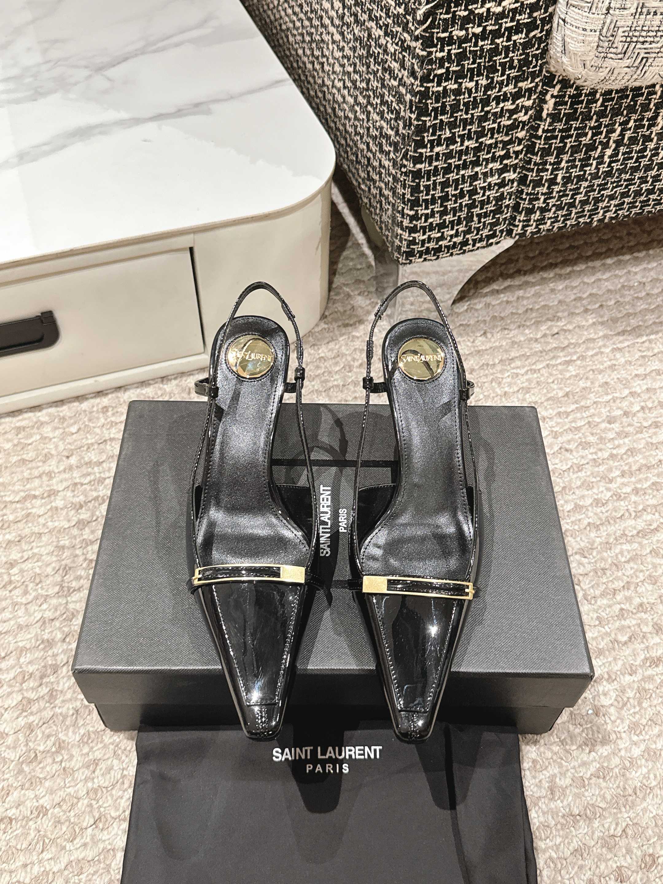 HIGH HEEL 7 CM SLINGBACK IN BLACK PATENT CALFSKIN