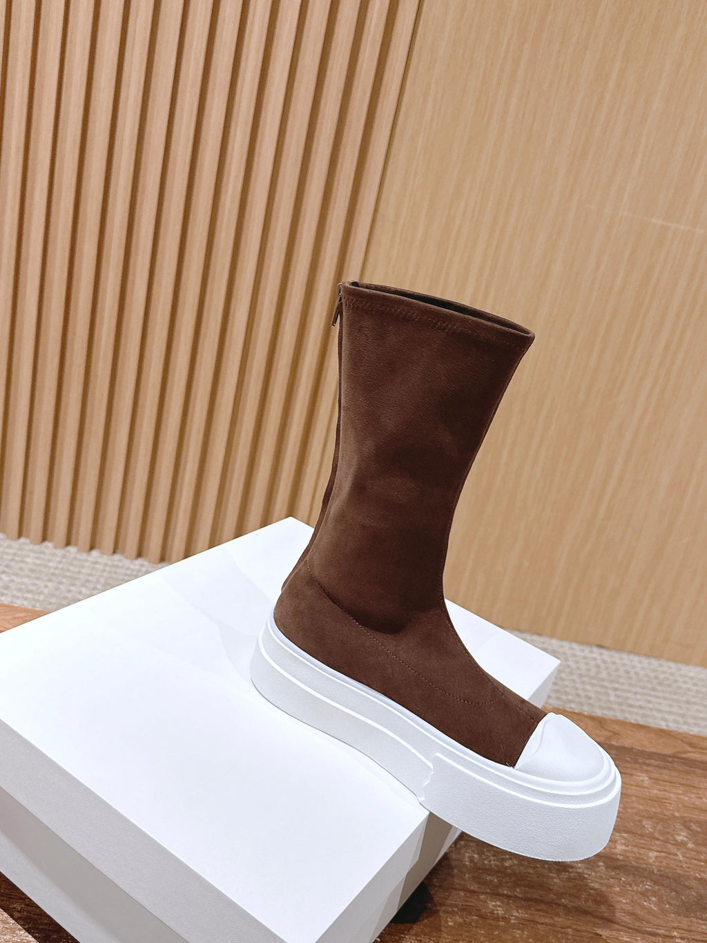 The Row Thick-soled Classic Round Toe Stretch Boots Brown White Suede 444175