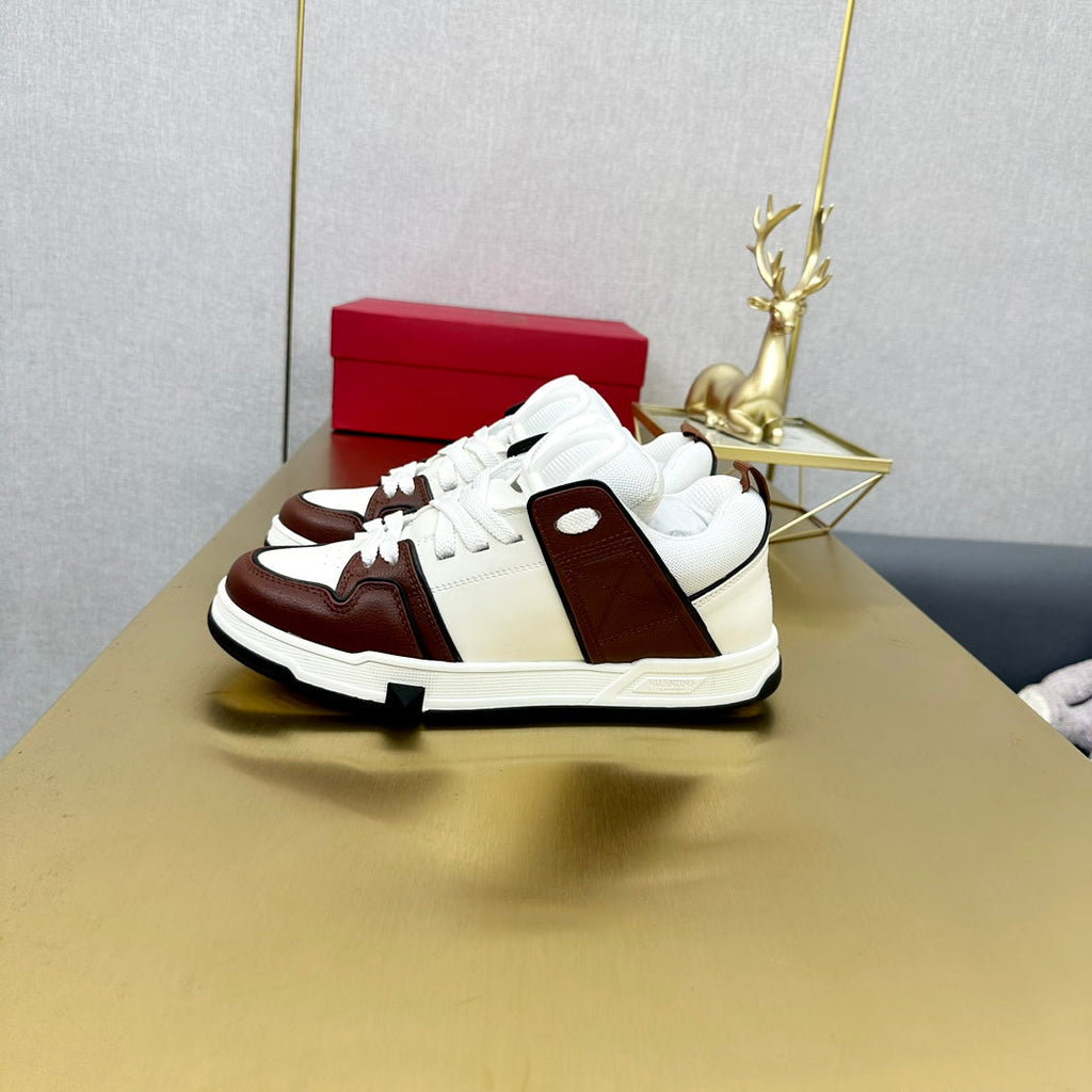 One Stud Sneaker Garavani Burgundy Calfskin White Fabric