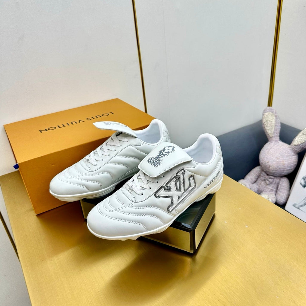 LV 25C Sneaker LV Footprint Soccer Blanc Cuir de Veau uni 219936
