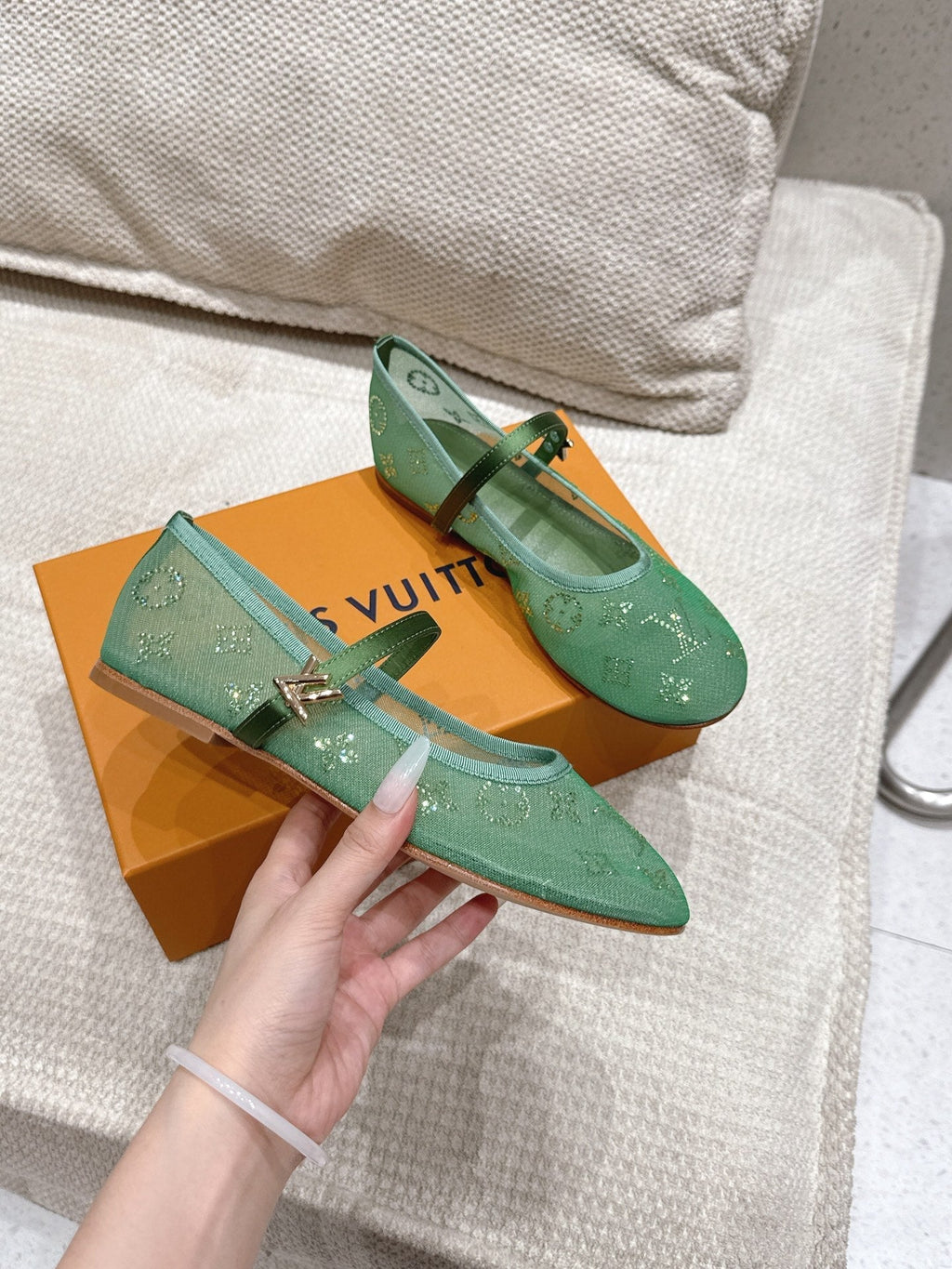 LV 26s Romy Flat Ballerina Green Mesh 849376