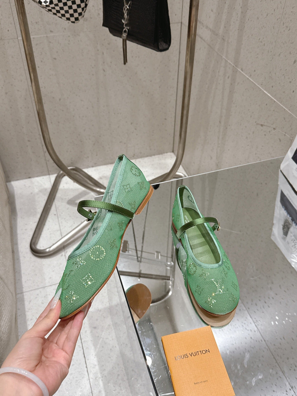 LV 26s Romy Flat Ballerina Green Mesh 849376