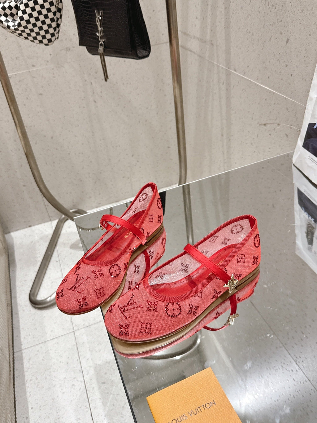 LV 26s Romy Flat Ballerina Red Mesh 849378