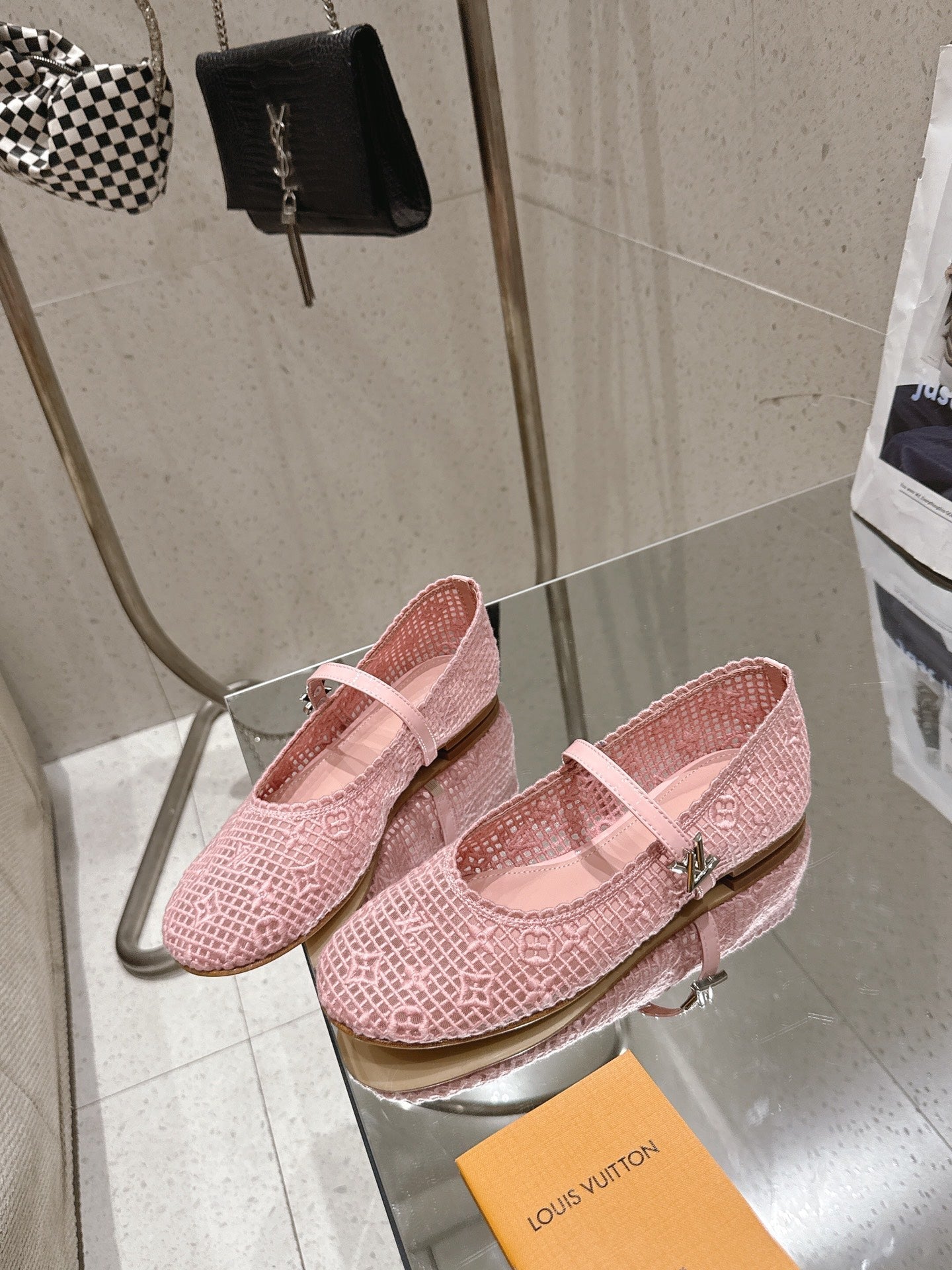 LV Romy Flat Ballerina Pink Mesh 849381
