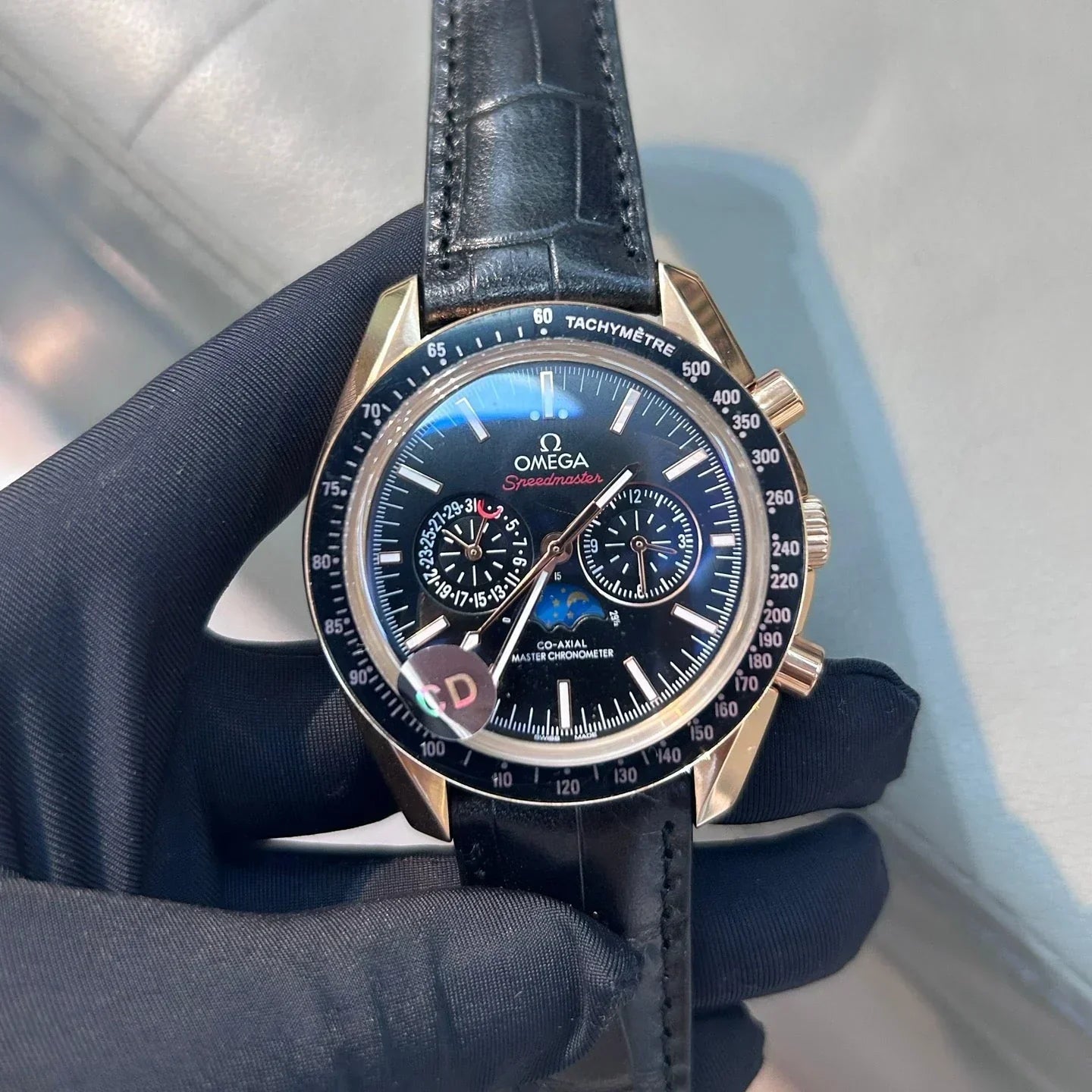 Omega Speedmaster Moonphase Watch 44.2 mm Rose Gold Case Black Leather Strap