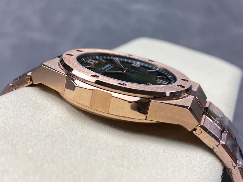 Alpine Eagle 41mm Pink Gold Green Dial