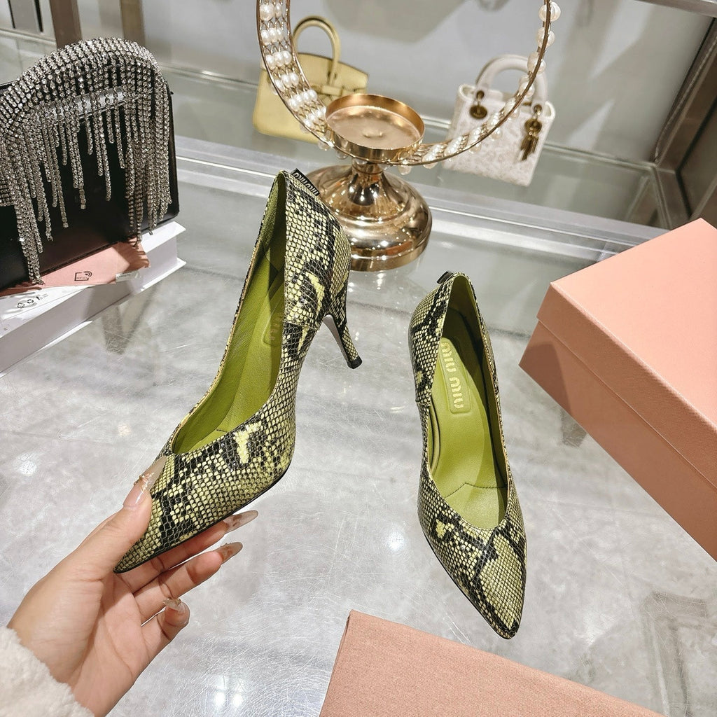 Miu High Heel Pumps Green Black Snakeskin 592073