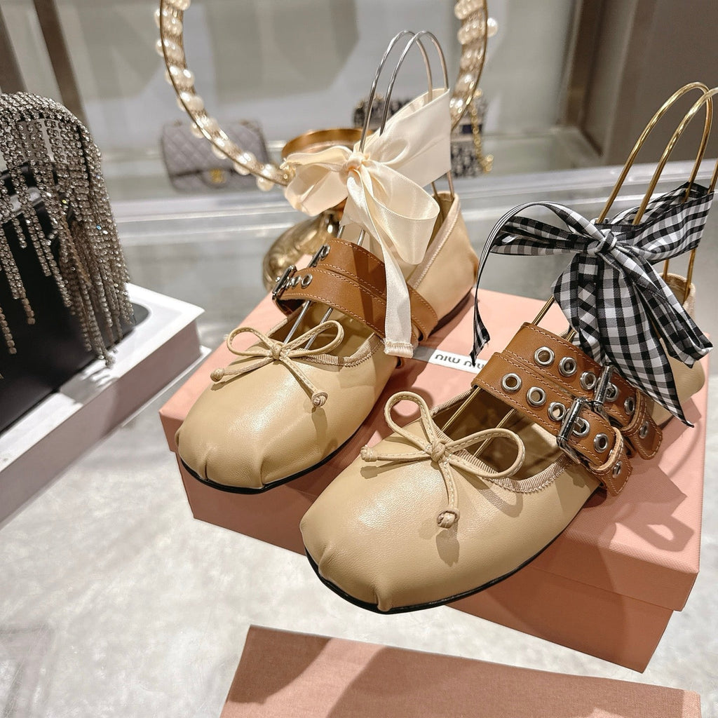 Miu 26s Ballerinas Beige Leather 679787