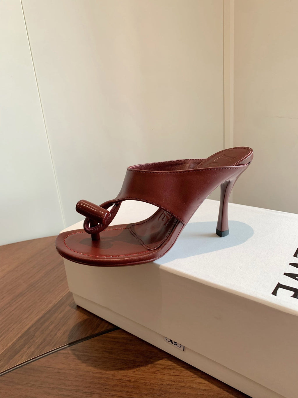 Loewe Toggle Sandals 9cm Burgundy Leather 878024