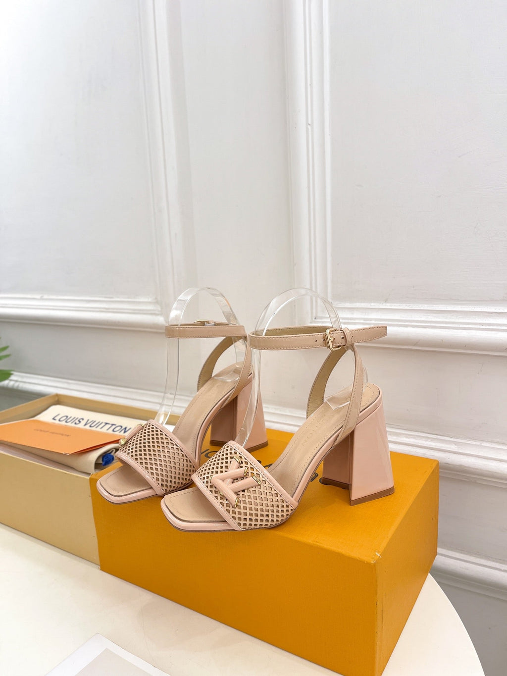 shake platform 90 beige calfskin