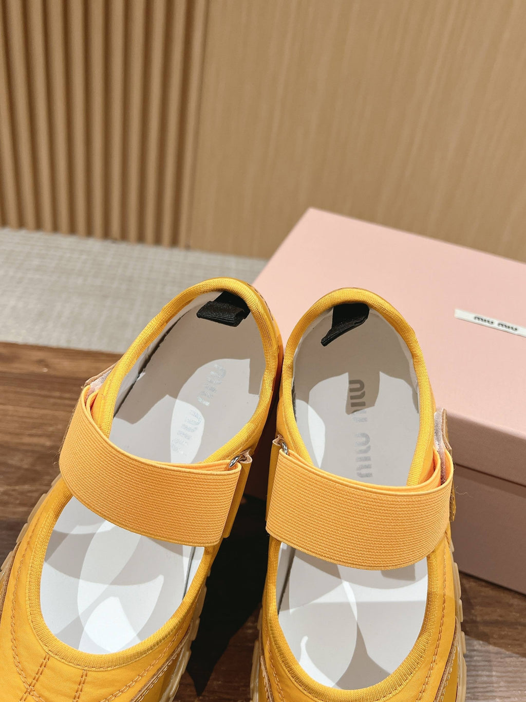 BALLET SHOES IN YELLOW LAMBSKIN AND FABRIC ANTI-SLIP RUBBER SOLE