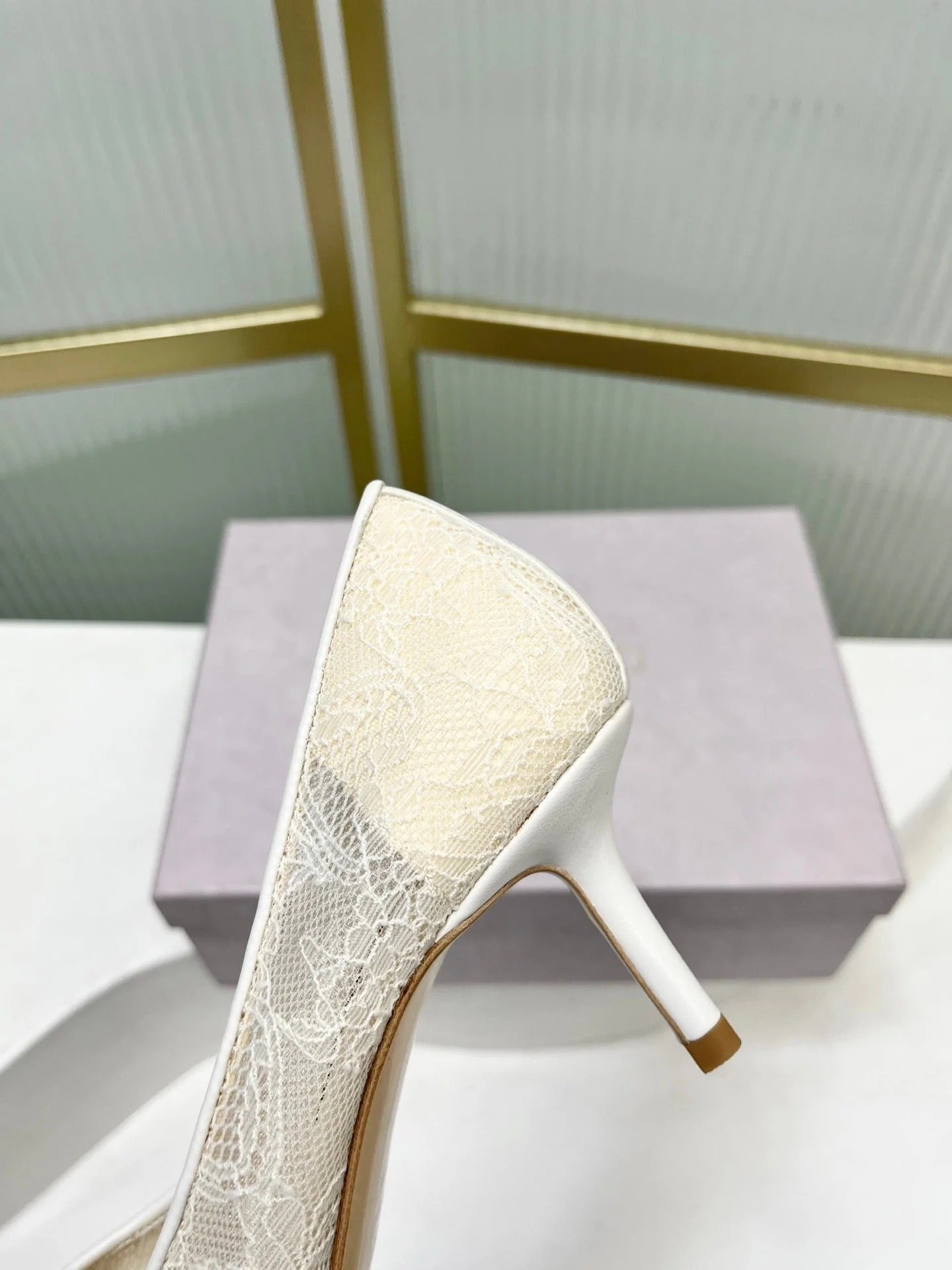 Jimmy 26s Heel Pump 85 Ivory Beige Lace Sheepskin 605950