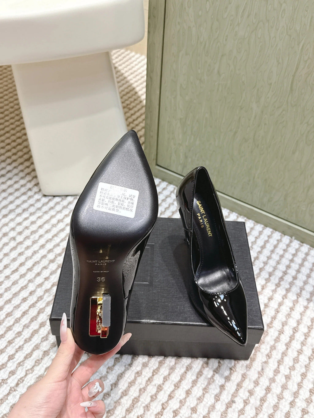 YSL 26ss High Heel Pumps 85 Black Patent Leather Black 654698