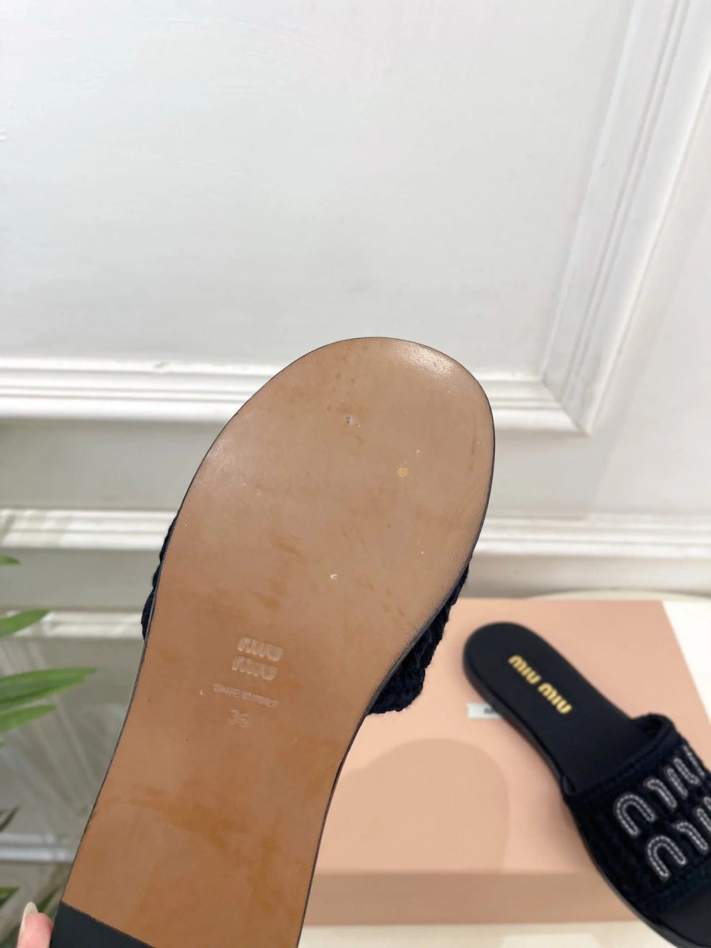 MIU Flat Slippers Black Knitted Fabric Sheepskin 631914