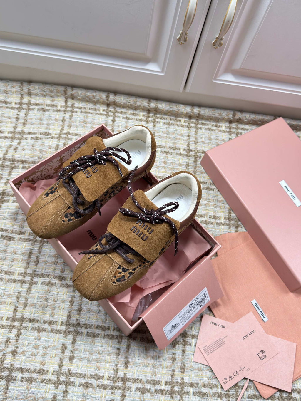 Miu Miu 2026 Sneaker Suede 620992