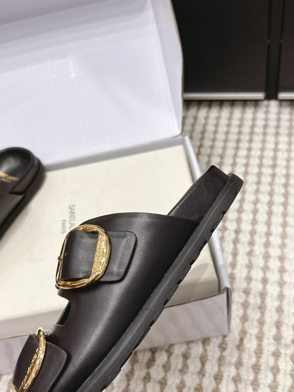 YSL 26ss Platform Slippers Black Sheepskin Gold Buckle 663205