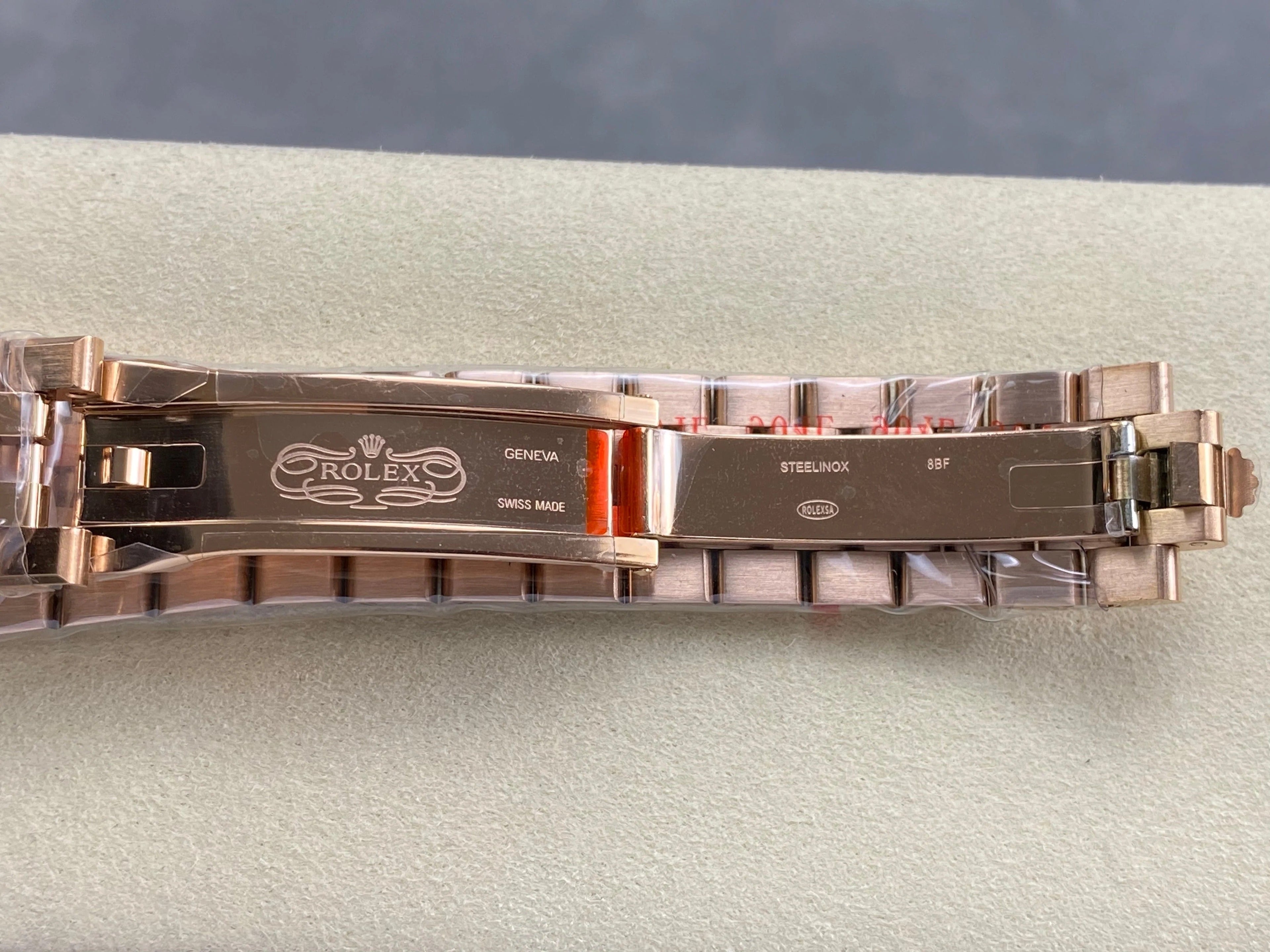 Rolex Land-Dweller Pink Gold White Dial
