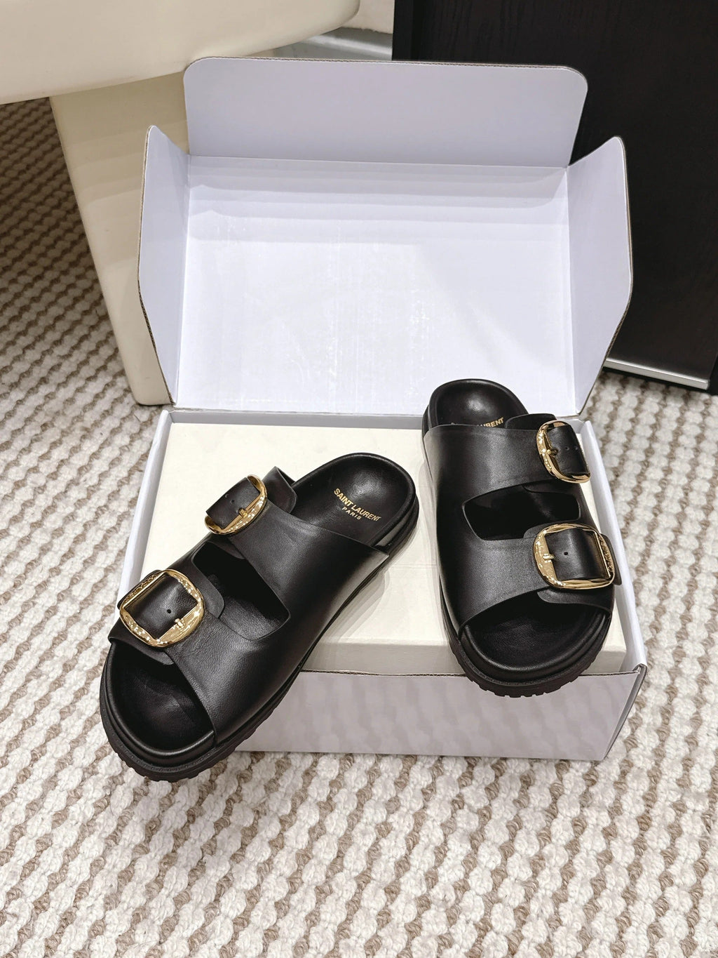 YSL 26ss Platform Slippers Black Sheepskin Gold Buckle 663205