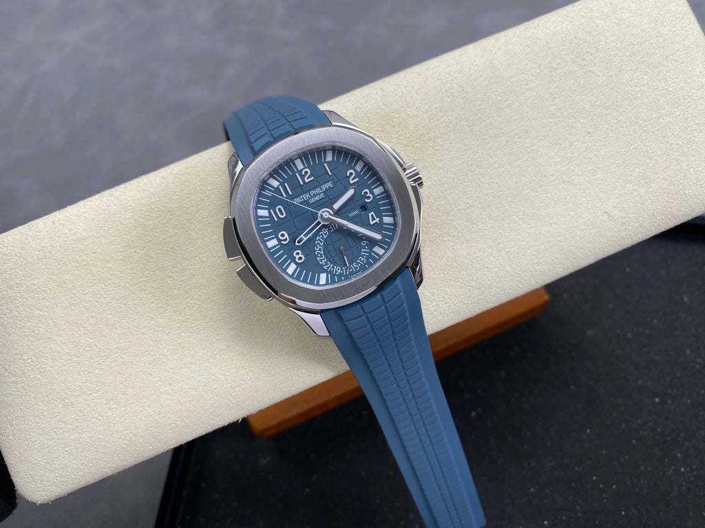 Patek Philippe Aquanaut Travel Time 40mm Blue Dial Steel Case