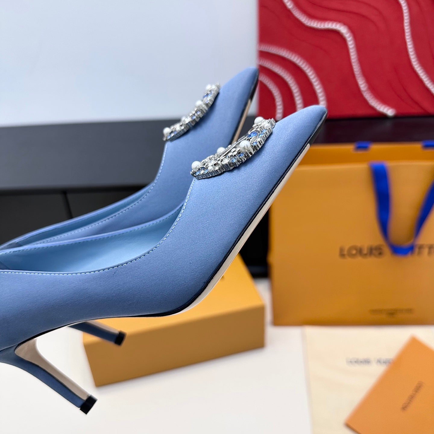 LV 26s Pointed-Toe High Heels 75 Light Blue Premium Satin 622433