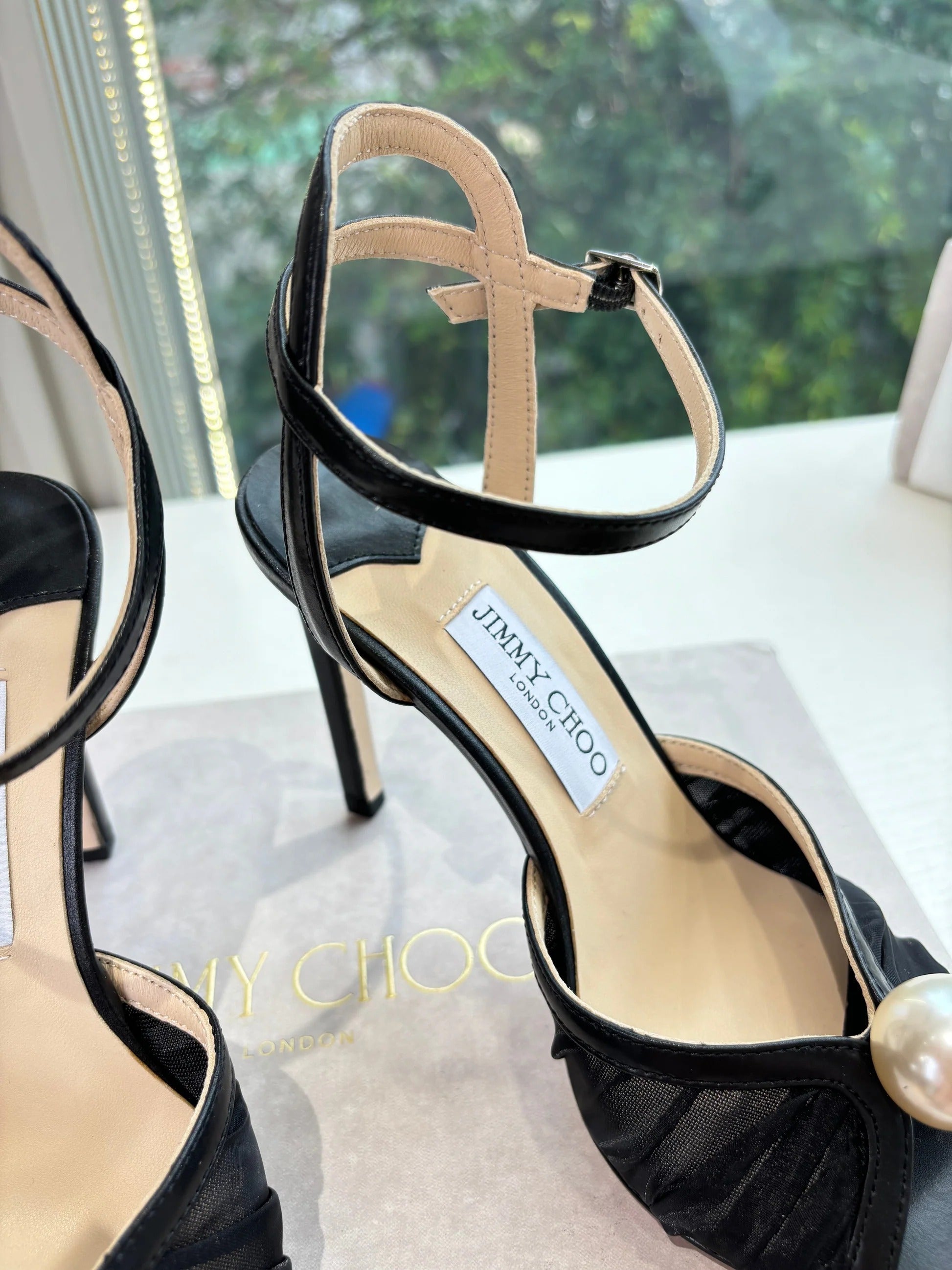 Jimmy 26s Platform Sandal 100 Black Mesh Sheepskin 604108
