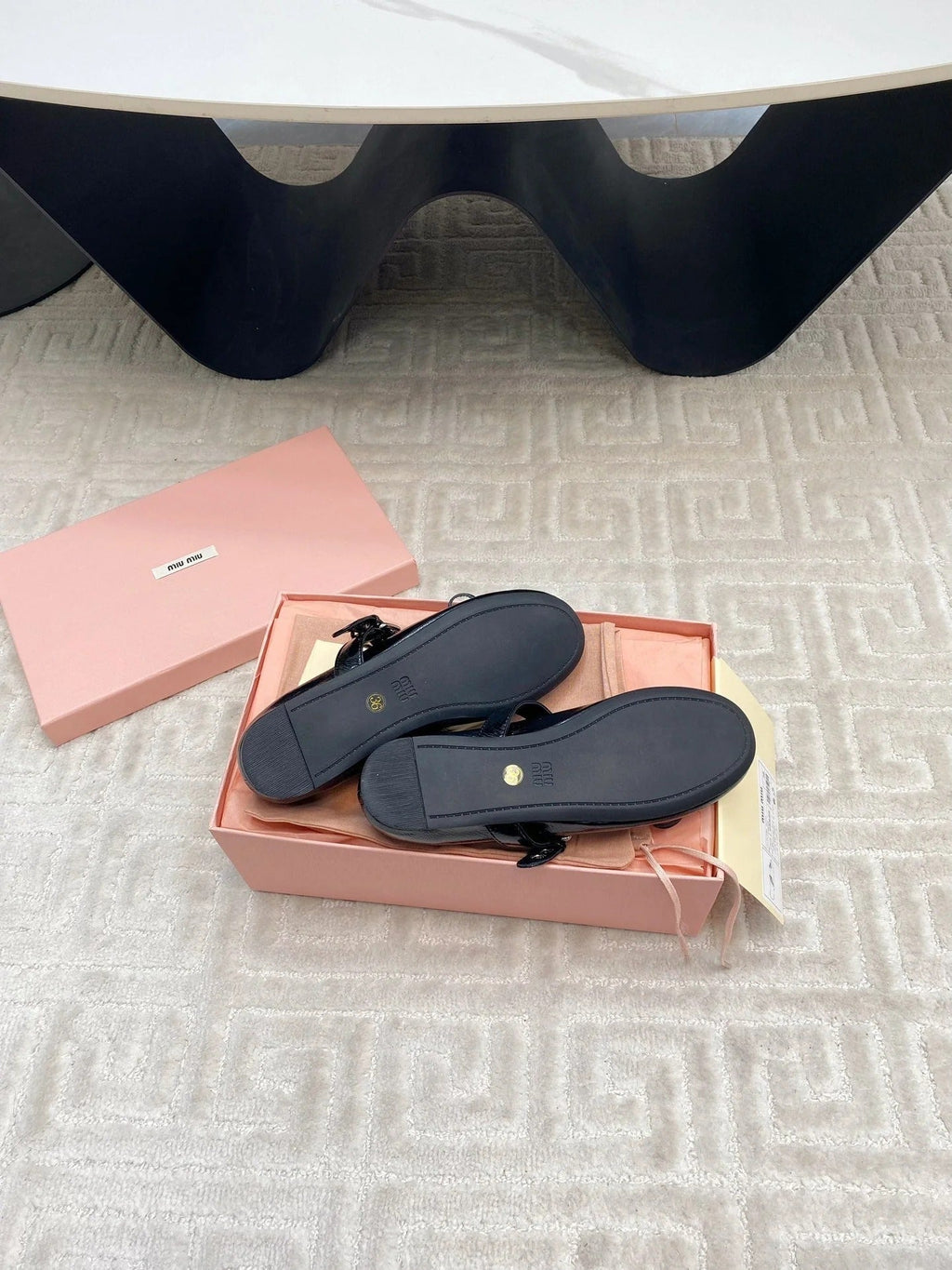 BOW MARY JANE FLAT IN BLACK NAPLAK LAMBSKIN