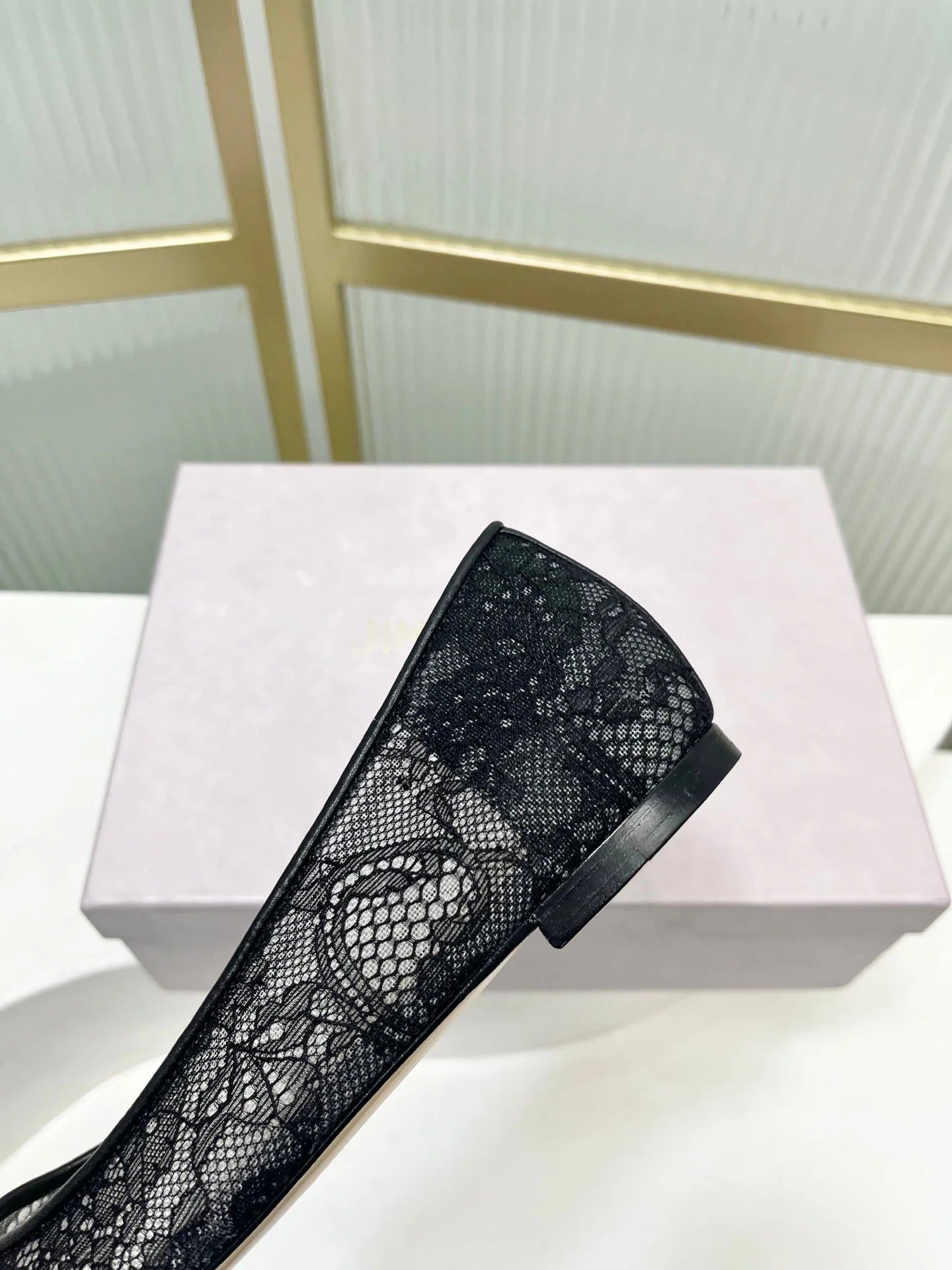 Jimmy 26s Ballet Flats Black Beige Lace Sheepskin 605955
