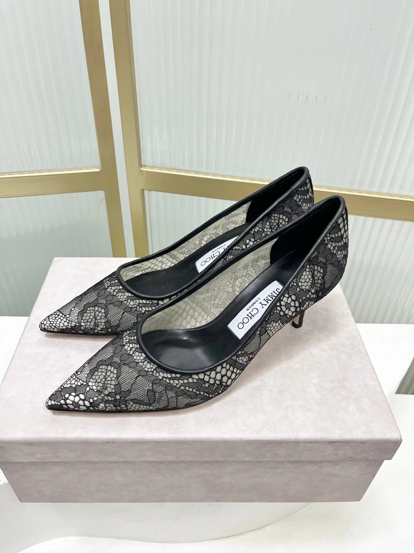 Jimmy 26s High Heel Pump 65 Black Lace Sheepskin 605957