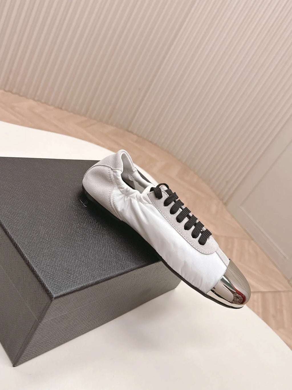 PRA 26S Mary Jane White Light Gray Sliver Canvas Suede 600627