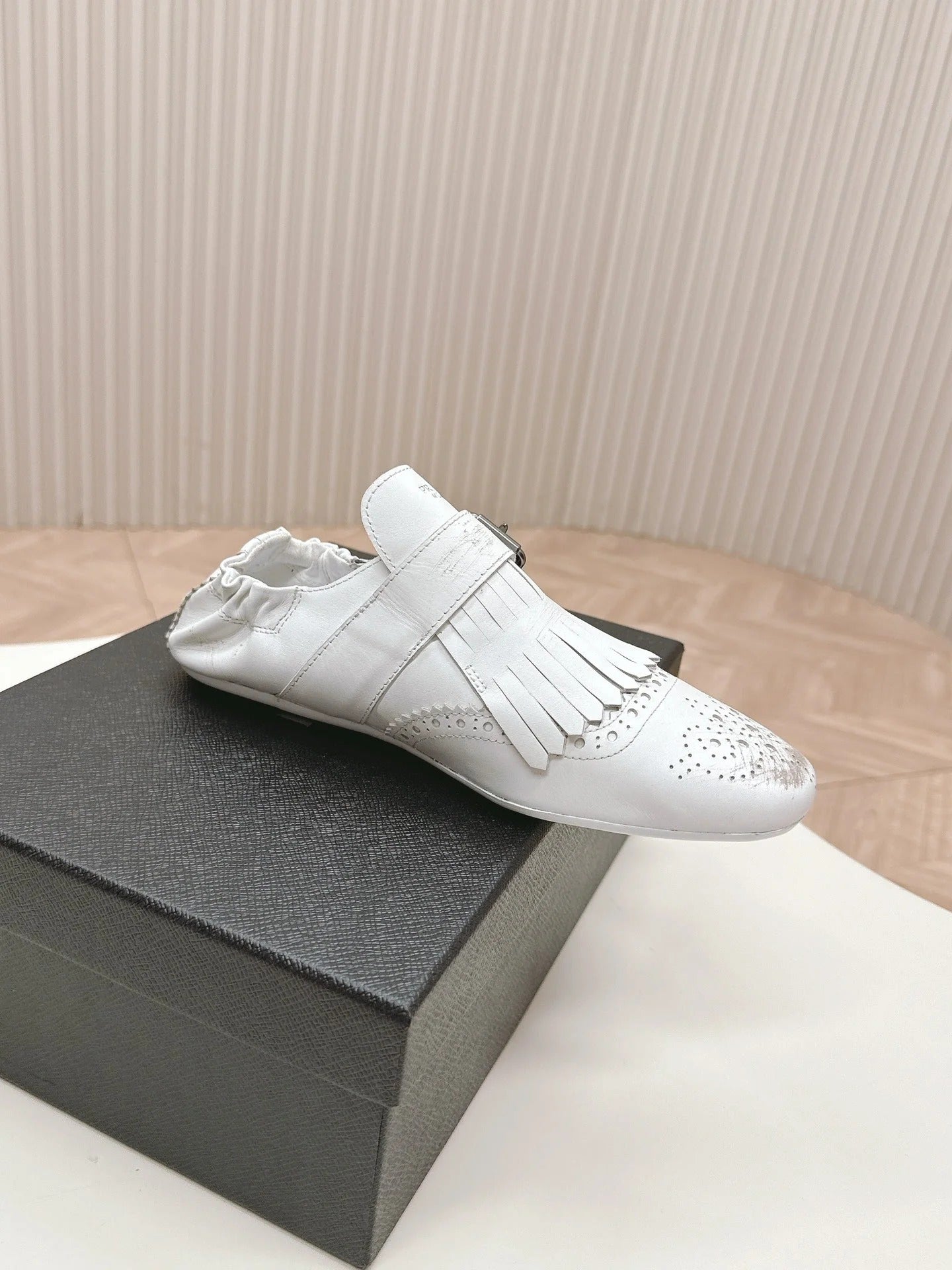 PRA 26S Ballet Flats White Calfskin 600586