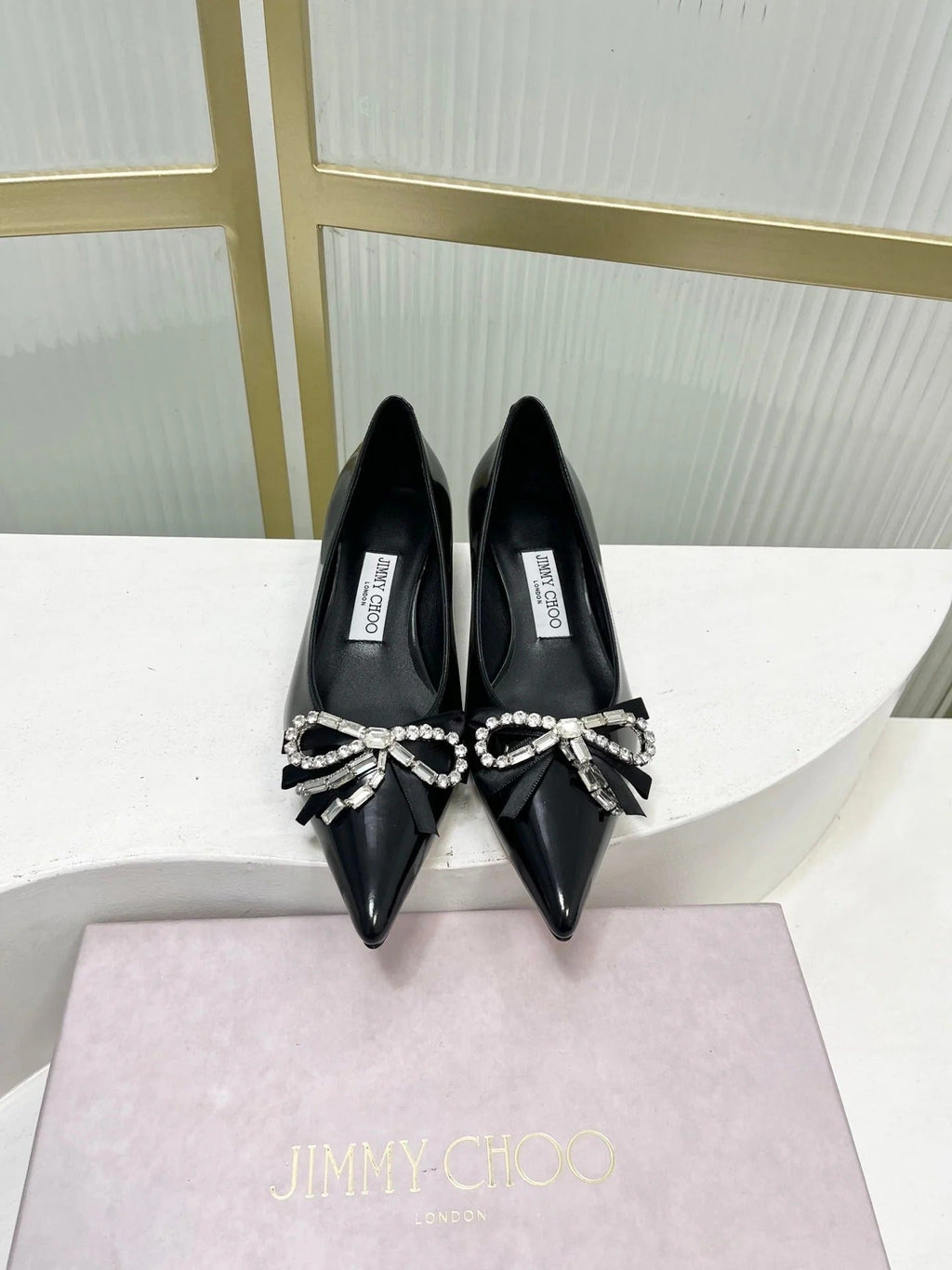 Jimmy 26s Pointed Toe Pump 25 Black Patent Cowhide 605965