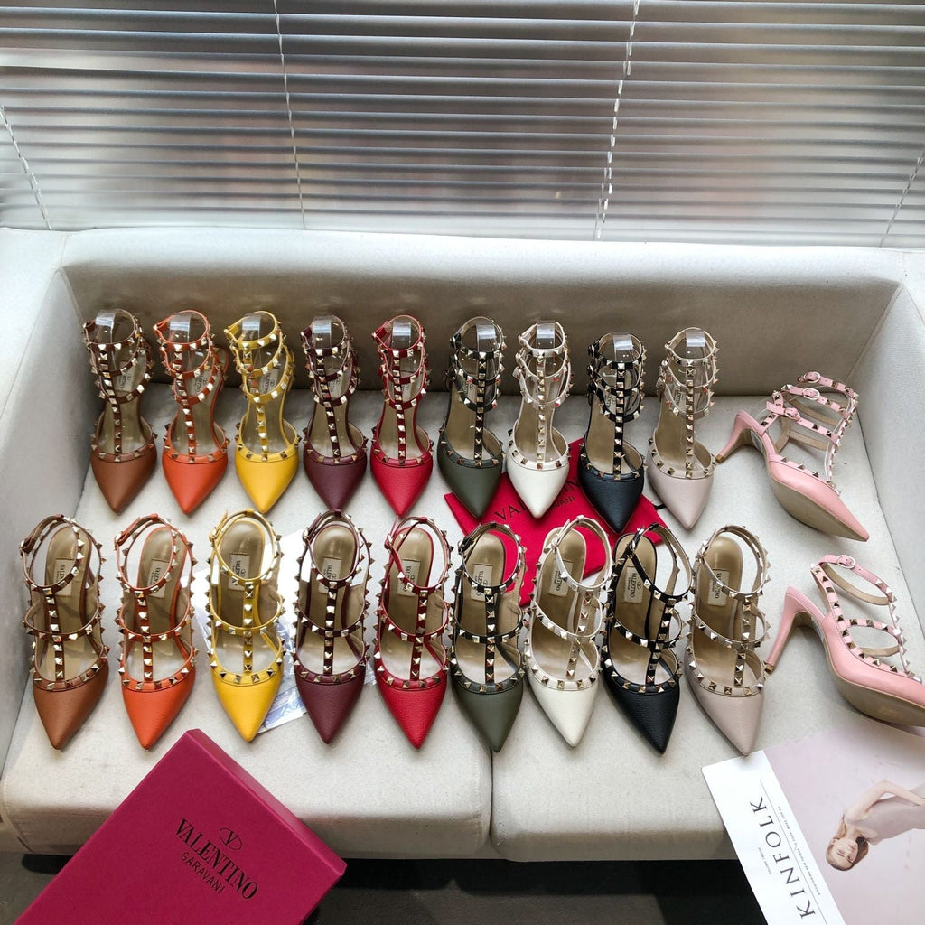 Valentino Rockstud Caged Pump Leather