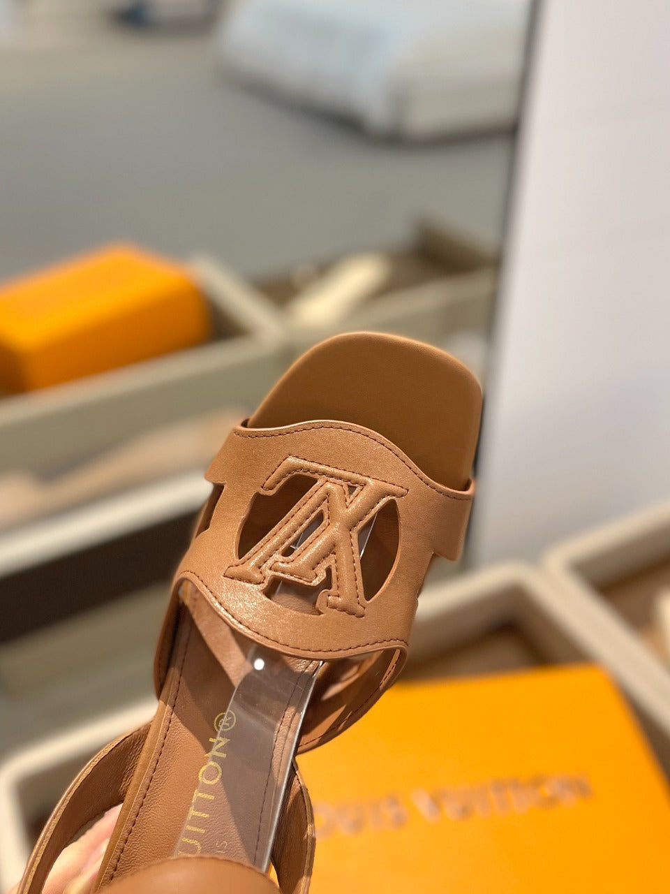 LV Isola Sandals 8.5 cm Brown Leather 888275